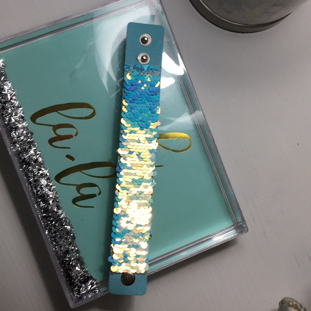 Blue Sequined bracelet